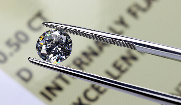 Quanto Costa Un Carato Di Diamante