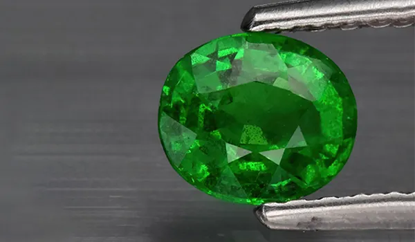 tsavorite pietra naturale pinzetta tsavorite pietra naturale pinzetta